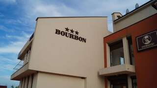 Отель Hotel Bourbon Вама-Веке-0